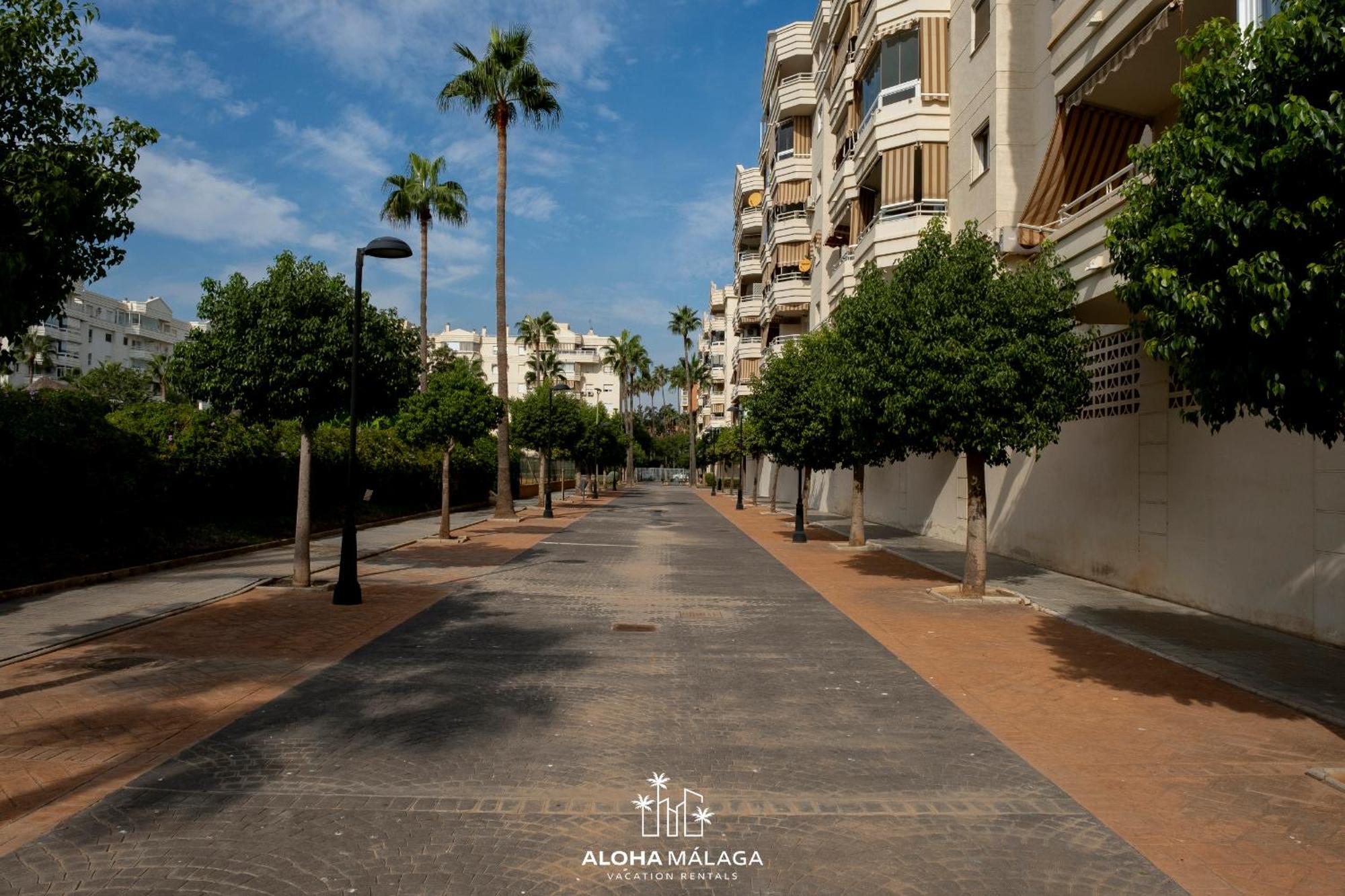 Pacifico Beach Front By AlohaMálaga Extérieur photo