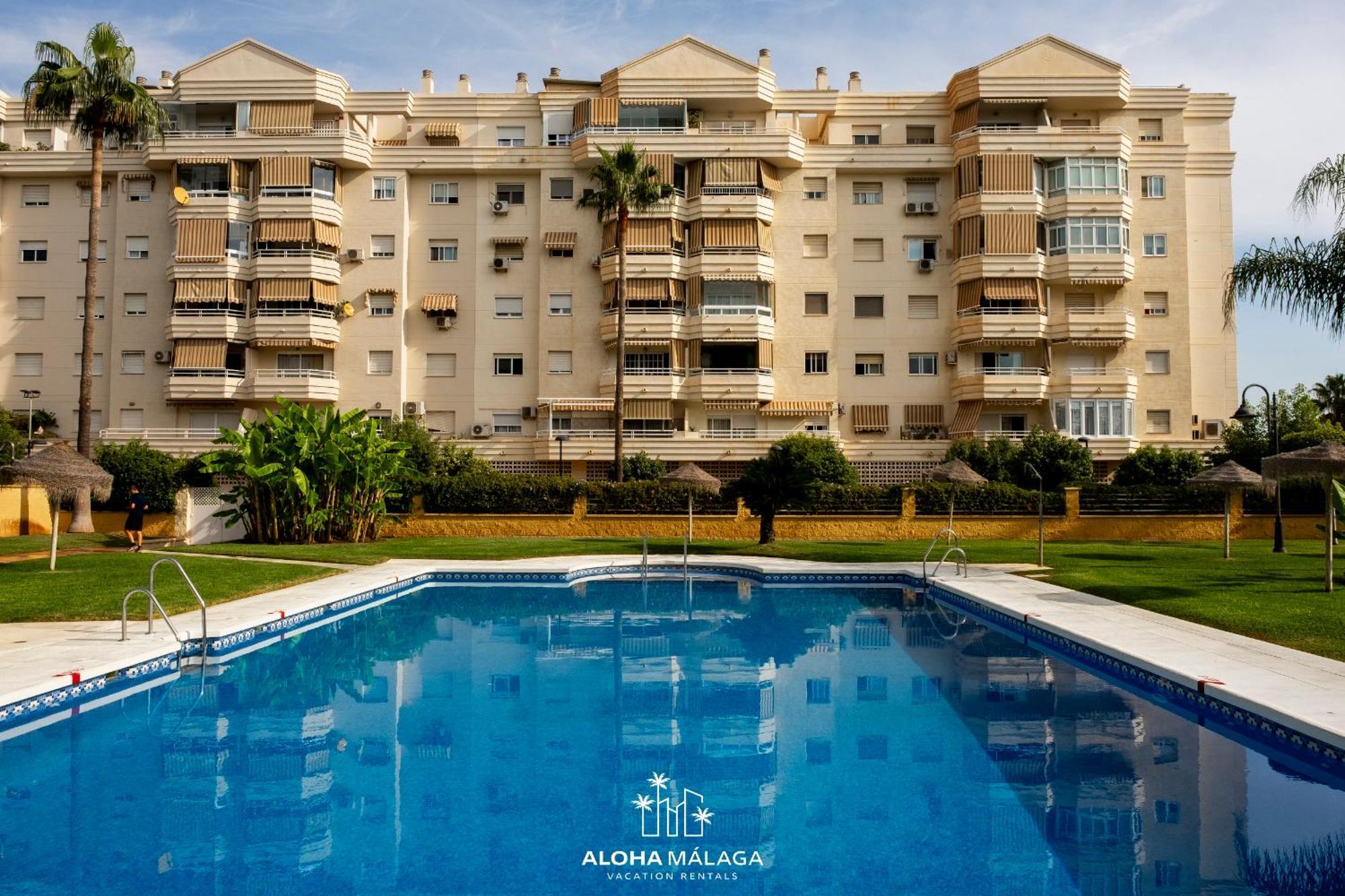 Pacifico Beach Front By AlohaMálaga Extérieur photo